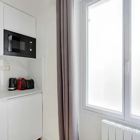 Charming - 3p - Republique Daire